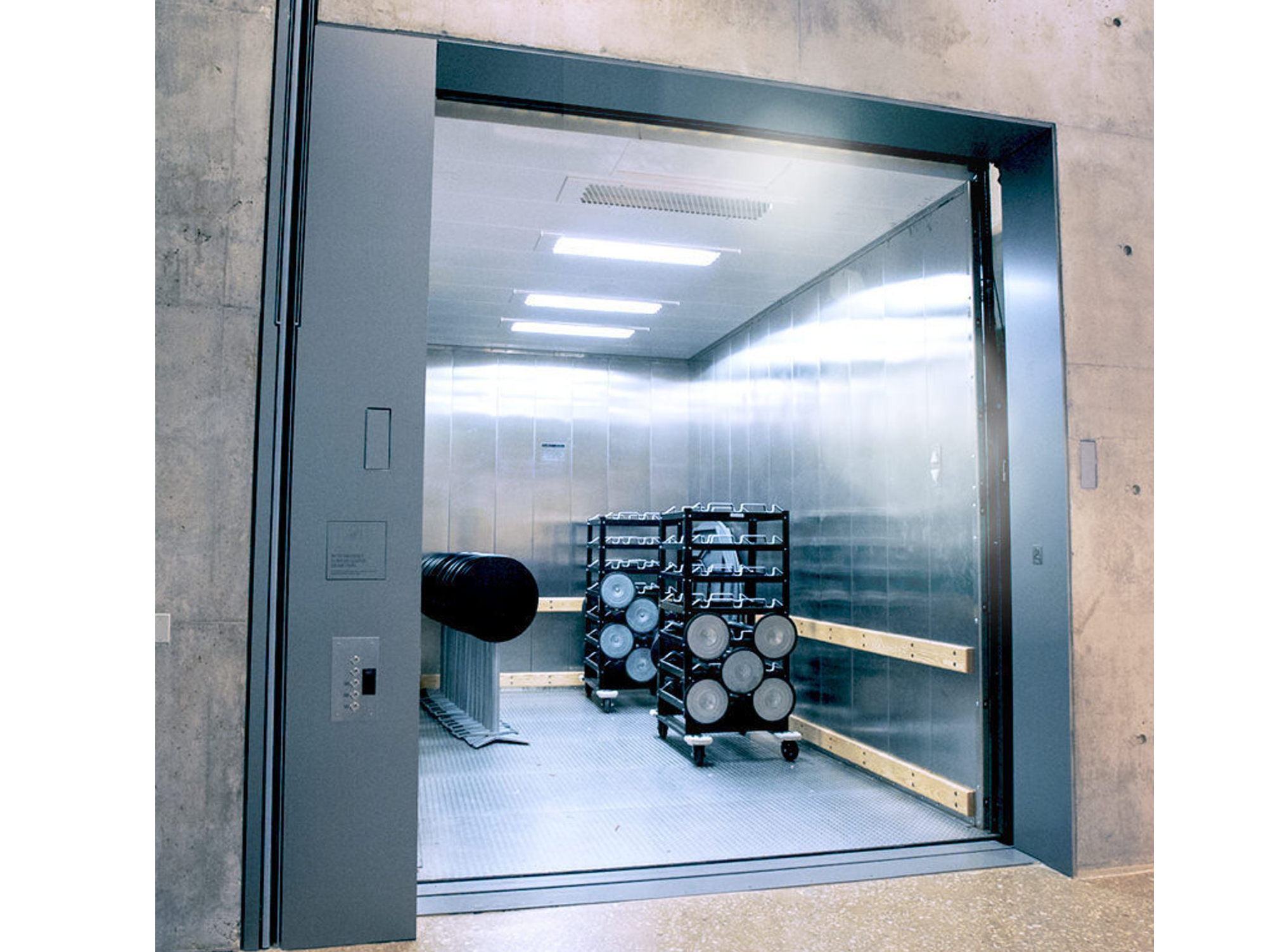 Cargo Elevator